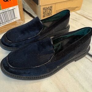 Black Zara loafers. Size 33 (1.5-2) in boys.